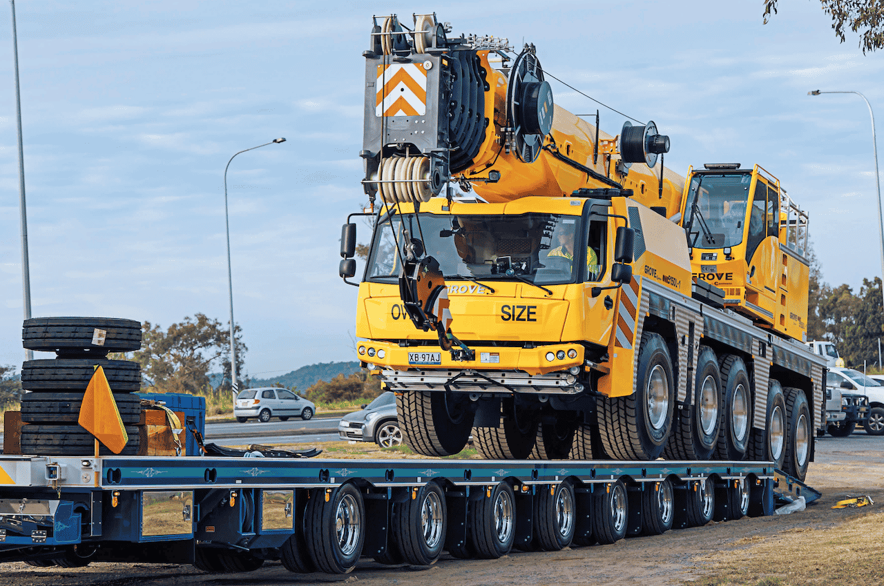Drake delivers its new custom steerable platform - Trailer Magazine