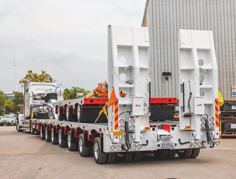 Transpec Fardells Heavy Haulage deploys 10x8 steerable with BPW Transpec setup ...