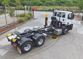 As an authorised HYVA installer, GLT Trailers has the solutions for truck-mounted lifting systems. Image: GLT Trailers.